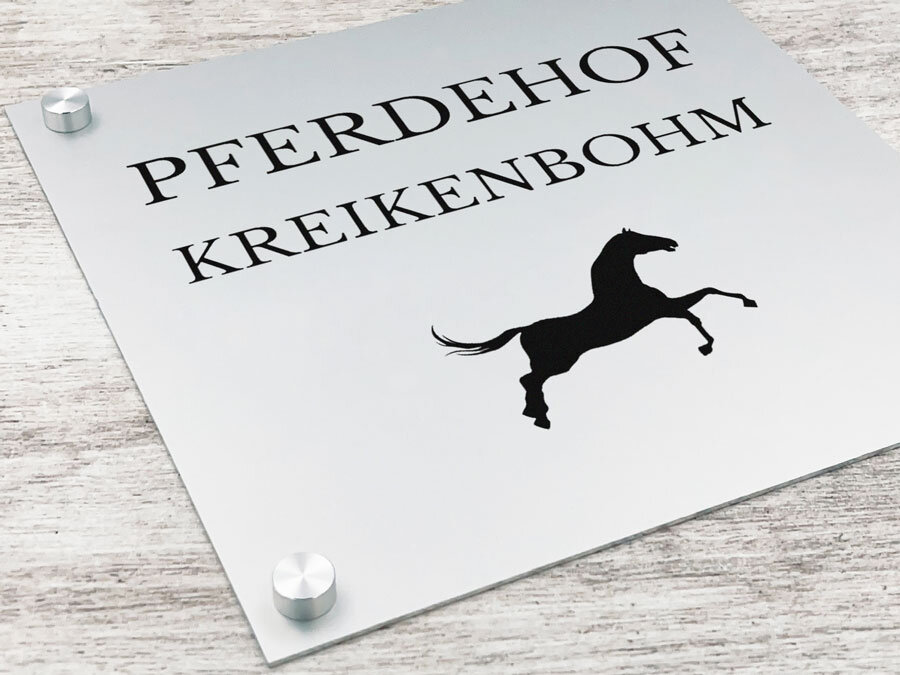 Erste-Hilfe-Schild Selbstklebend, 15x15 Cm, Extra Dick & Stabil – Kunststoff, Leicht Zu Montieren